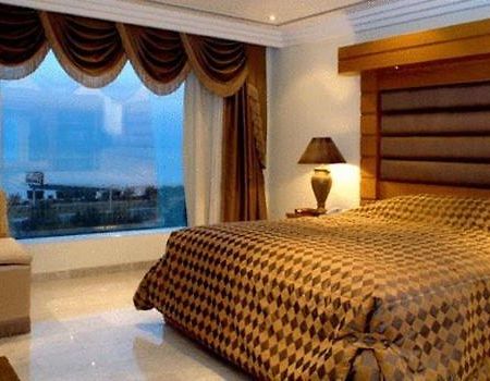 Mirage Suites Кувейт Екстериор снимка
