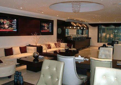 Mirage Suites Кувейт Екстериор снимка