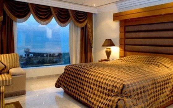 Mirage Suites Кувейт Екстериор снимка