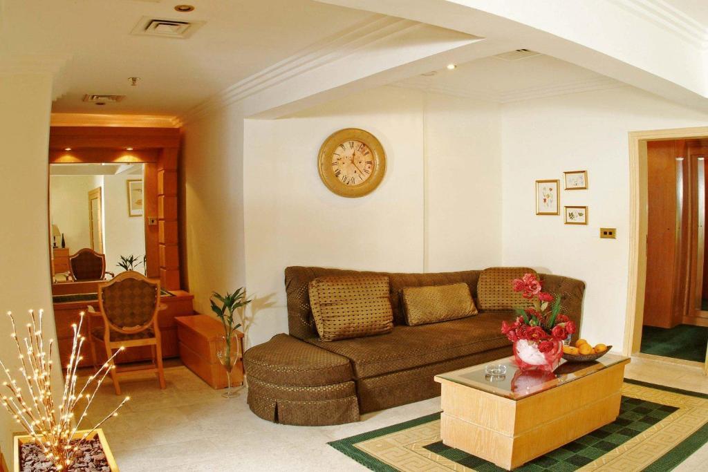 Mirage Suites Кувейт Стая снимка