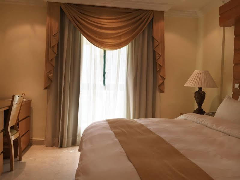 Mirage Suites Кувейт Екстериор снимка